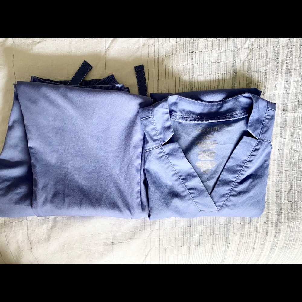 Petite Scrubs